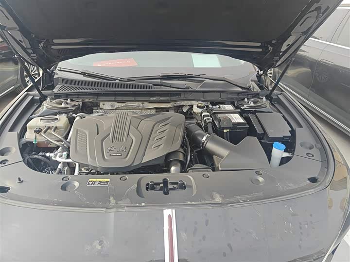 Фото 20 - Hongqi H5