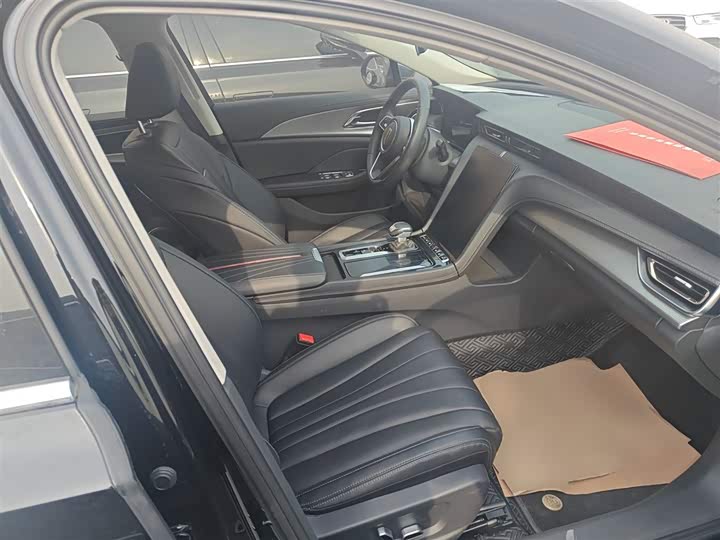 Фото 25 - Hongqi H5