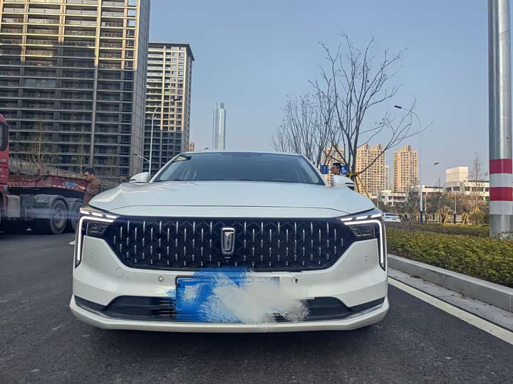 Фото 1 - Bestune B70