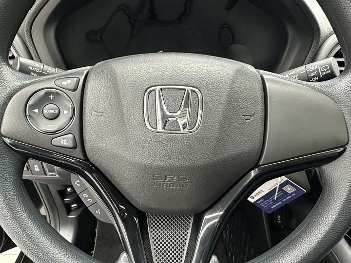Фото 12 - Honda Vezel