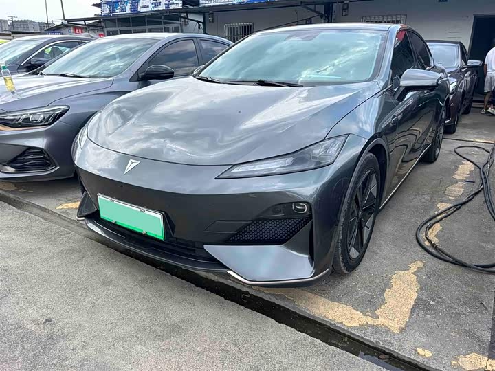 Фото 1 - Changan Deepal SL03