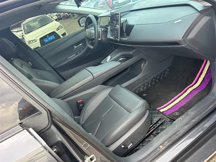 Фото 8 - Changan Deepal SL03