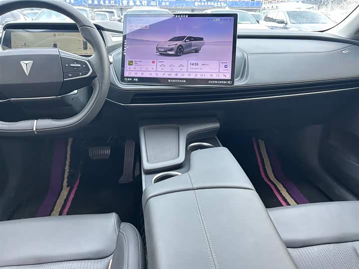 Фото 9 - Changan Deepal SL03