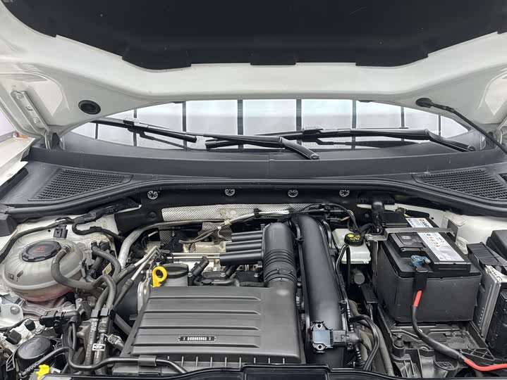 Фото 23 - Volkswagen T-Roc