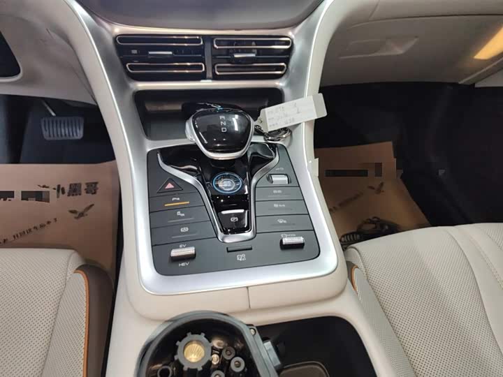 Фото 14 - BYD Song Pro Hybrid