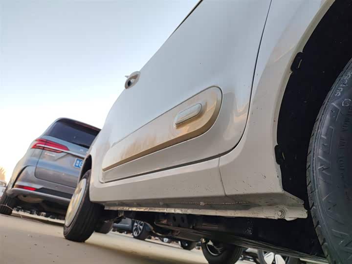 Фото 21 - Bestune Pony