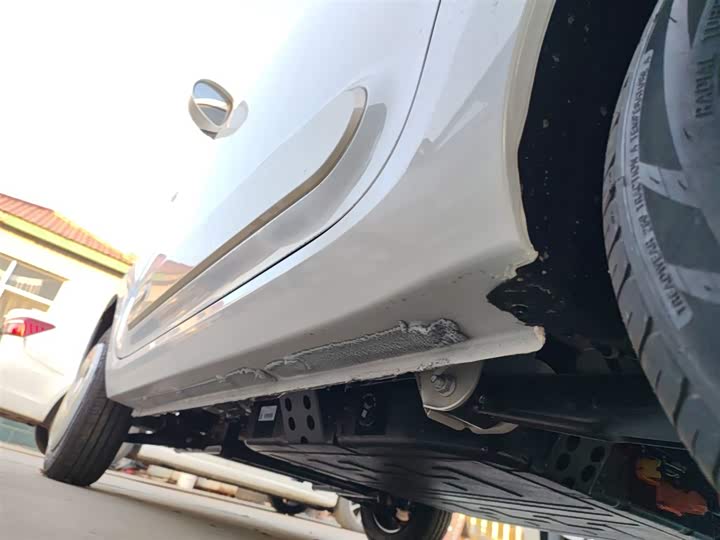 Фото 22 - Bestune Pony