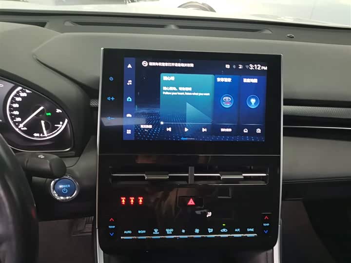 Фото 13 - Toyota Avalon