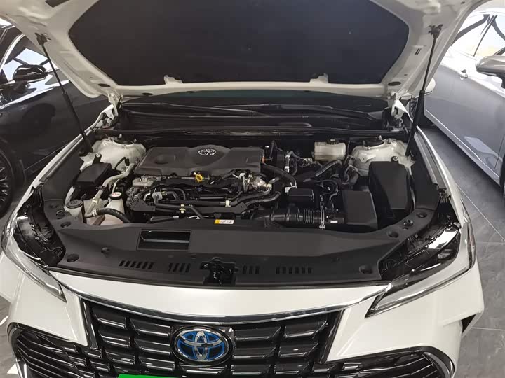 Фото 20 - Toyota Avalon