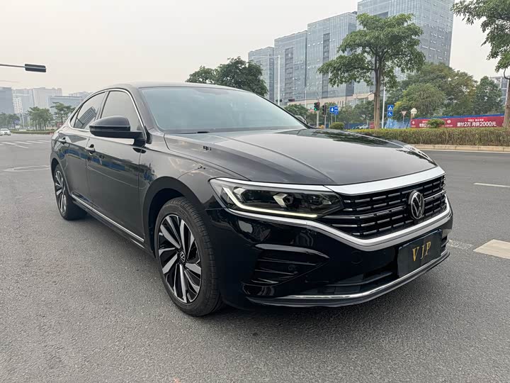 Фото 3 - Volkswagen Passat