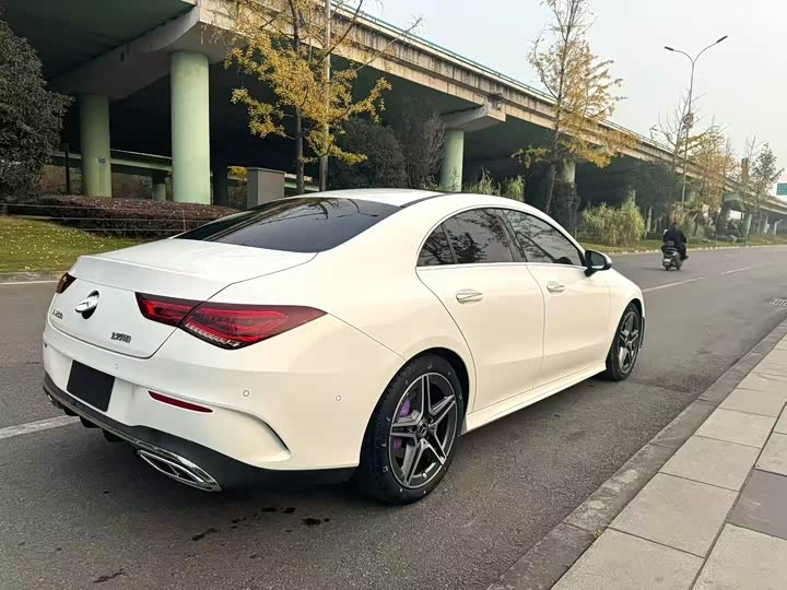 Фото 4 - Mercedes-Benz CLA-Class