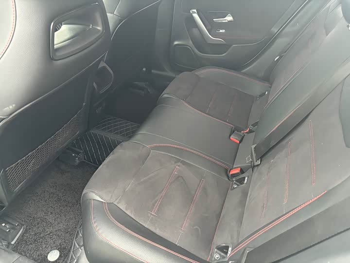 Фото 8 - Mercedes-Benz CLA-Class