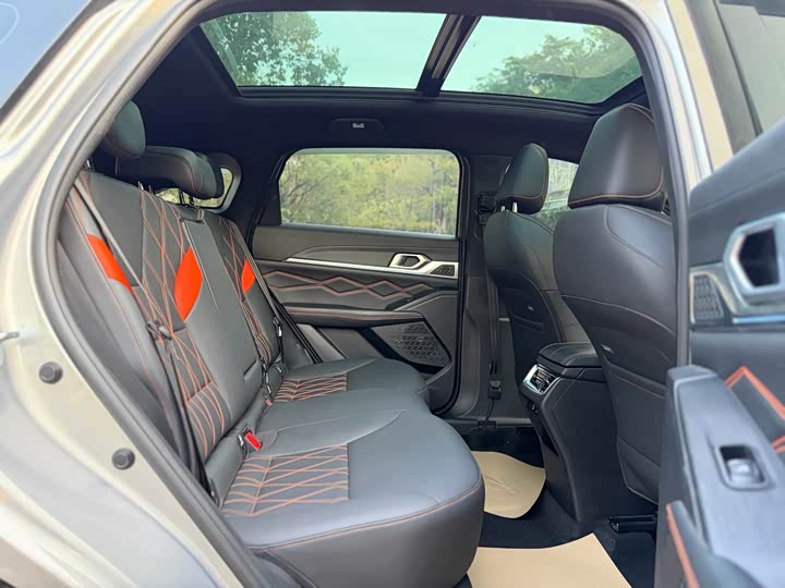 Фото 13 - Haval F7 (Monster)