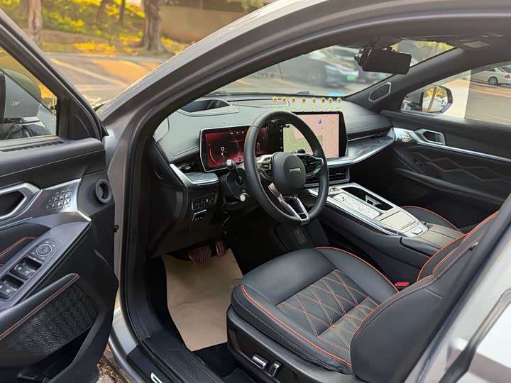 Фото 9 - Haval F7 (Monster)