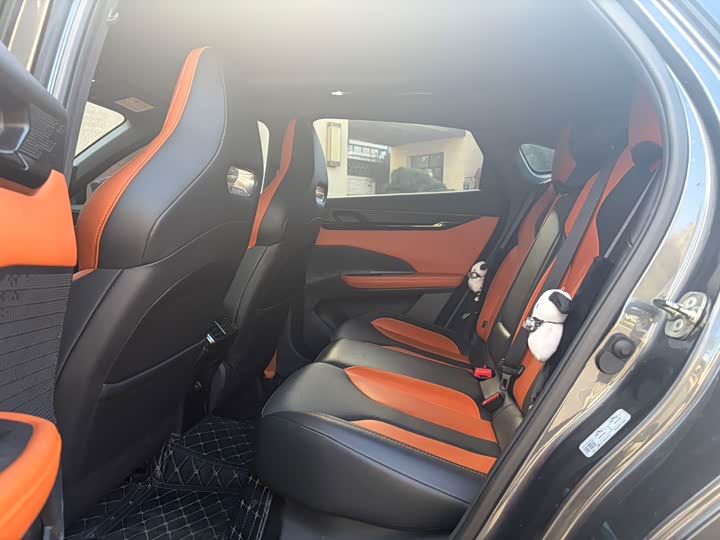 Фото 11 - Changan UNI-V