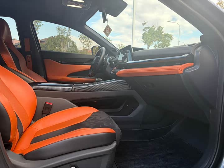 Фото 9 - Changan UNI-V