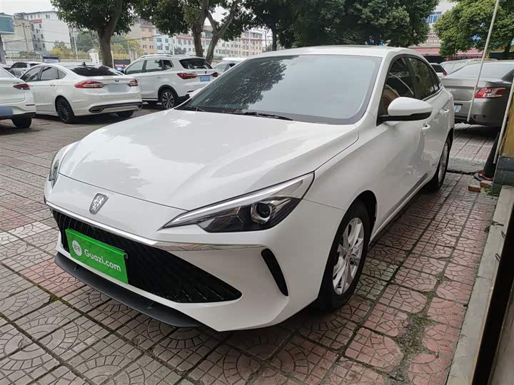 Фото 2 - Roewe i5