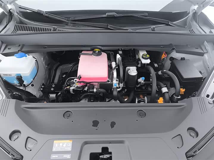 Фото 10 - Geely Galaxy E5