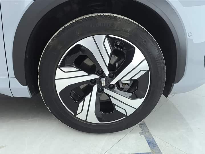 Фото 6 - Geely Galaxy E5