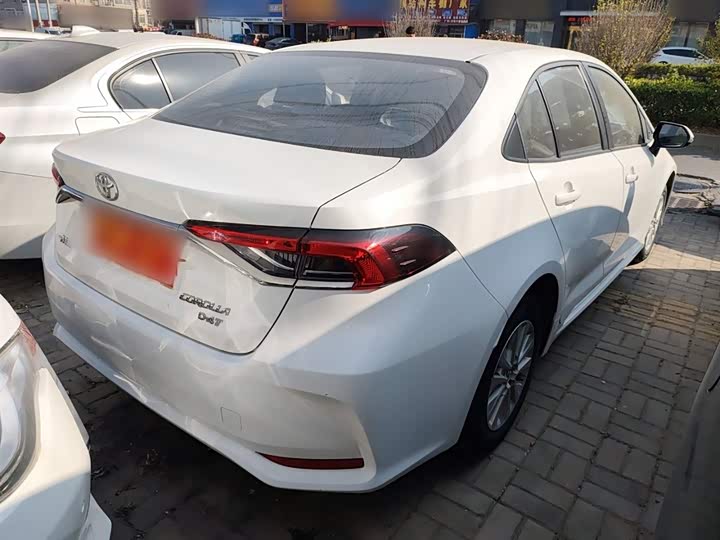 Фото 7 - Toyota Corolla