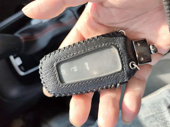 Фото 9 - Toyota Corolla