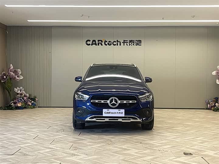 Фото 3 - Mercedes-Benz GLA-Class