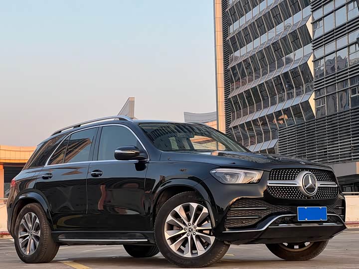 Фото 3 - Mercedes-Benz GLE-Class