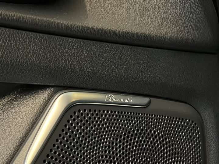 Фото 20 - Mercedes-Benz V-Class