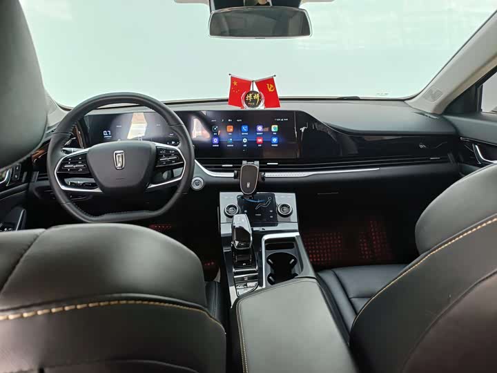 Фото 6 - Bestune B70