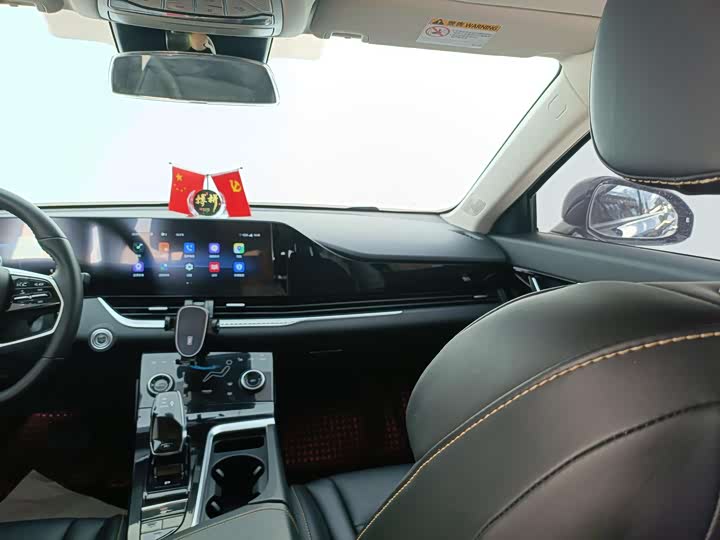 Фото 8 - Bestune B70