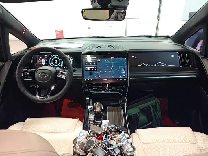 Фото 10 - GAC Trumpchi M8