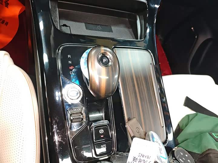 Фото 14 - GAC Trumpchi M8