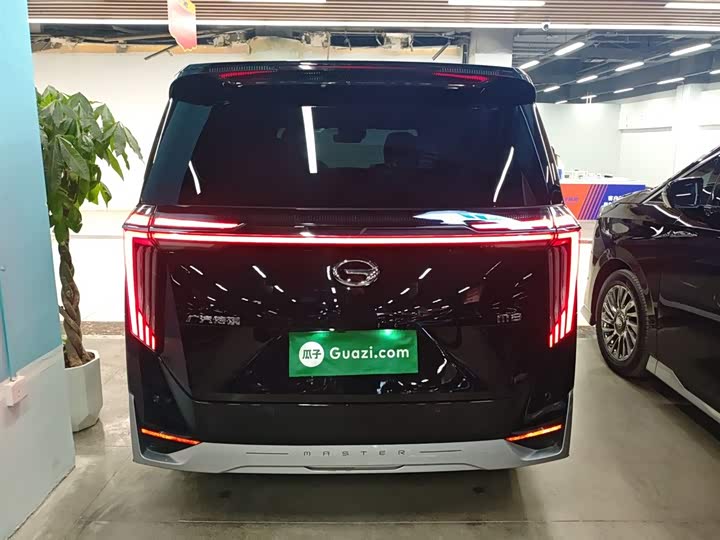 Фото 6 - GAC Trumpchi M8