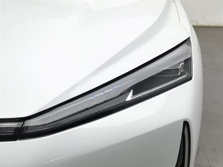 Фото 7 - Dongfeng Aeolus L7