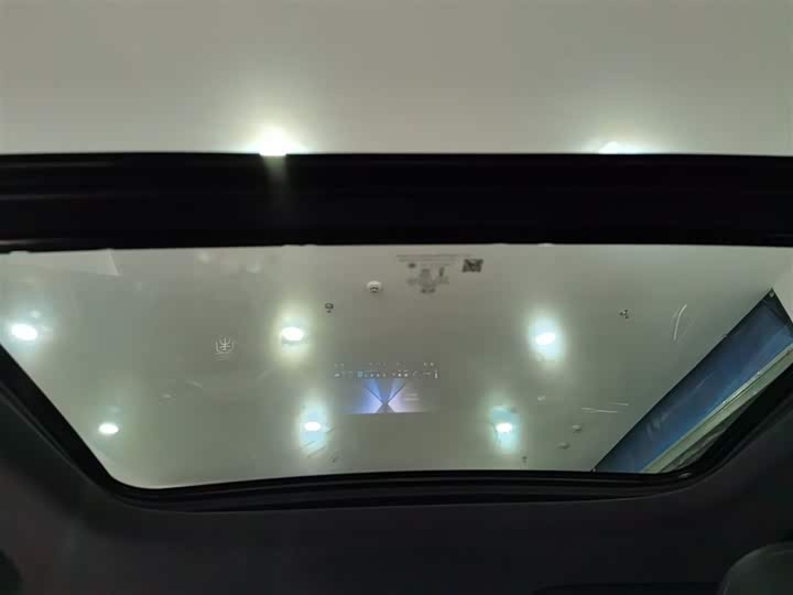 Фото 18 - BYD Qin L