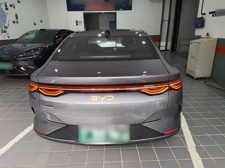 Фото 6 - BYD Qin L