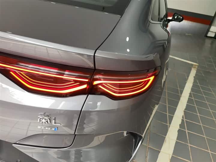 Фото 8 - BYD Qin L