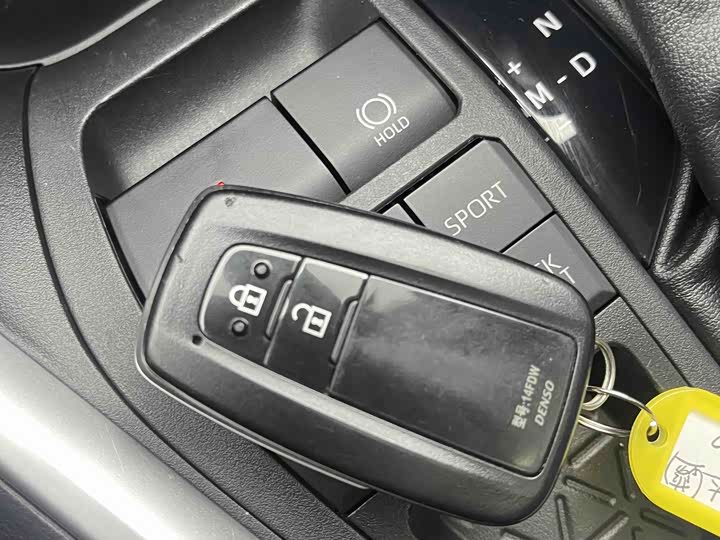 Фото 10 - Toyota Wildlander