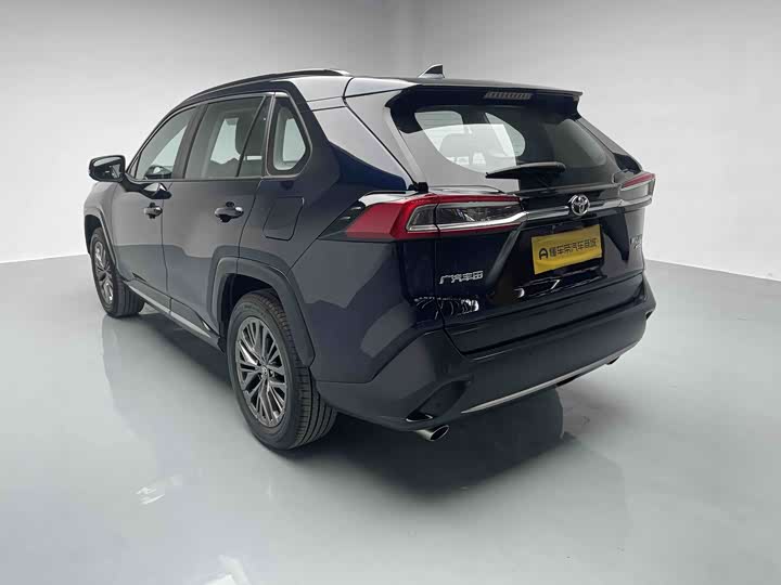 Фото 14 - Toyota Wildlander