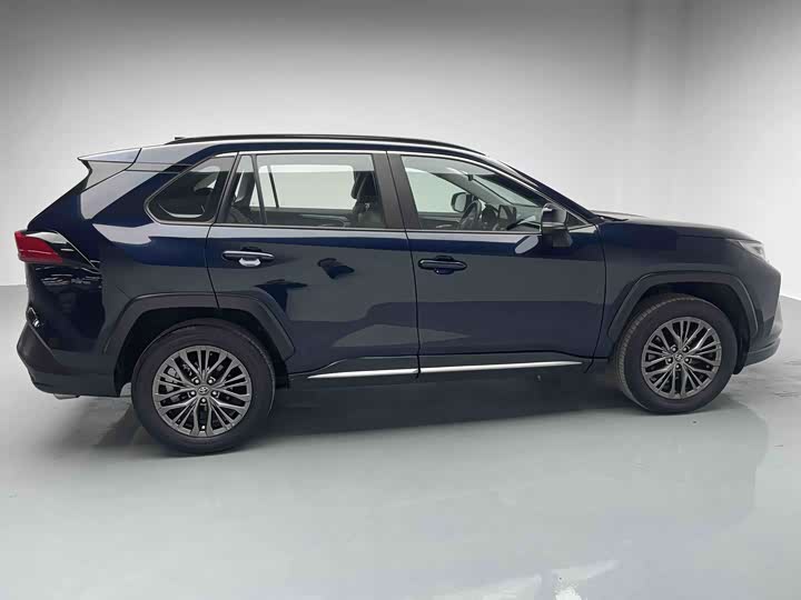 Фото 16 - Toyota Wildlander