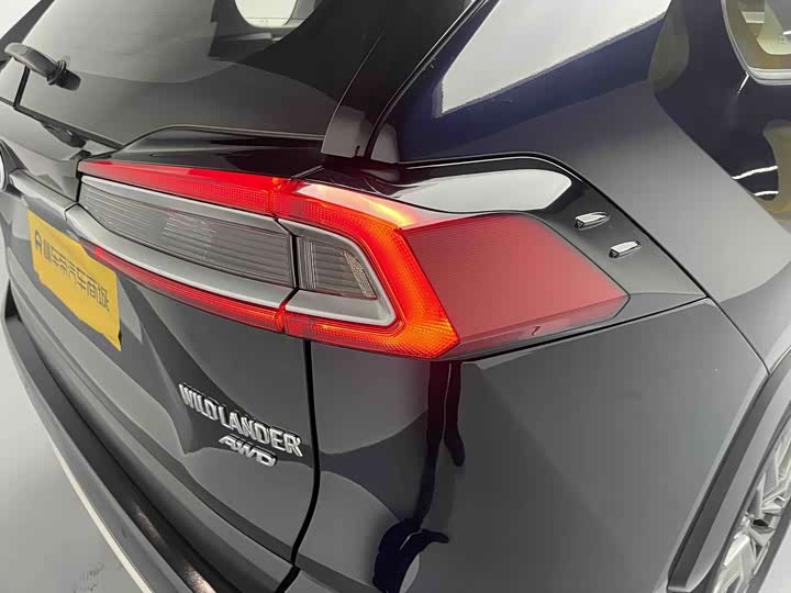 Фото 17 - Toyota Wildlander