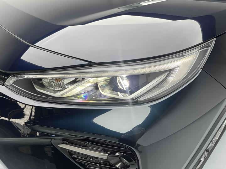 Фото 3 - Toyota Wildlander