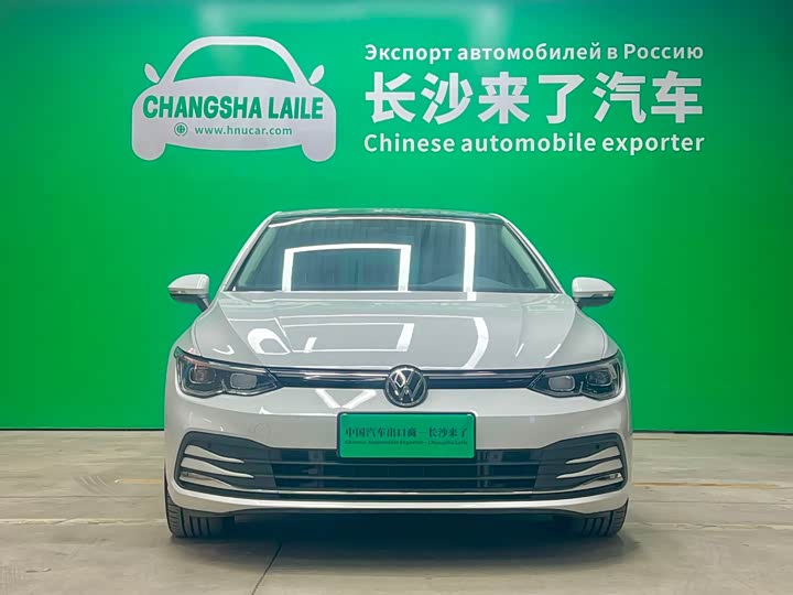 Фото 2 - Volkswagen Golf