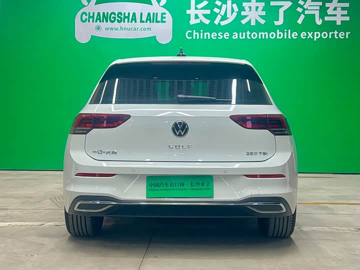 Фото 5 - Volkswagen Golf