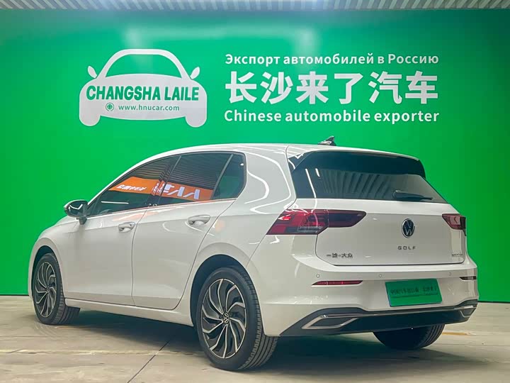 Фото 6 - Volkswagen Golf