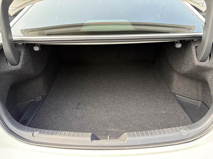 Фото 10 - Mazda Atenza