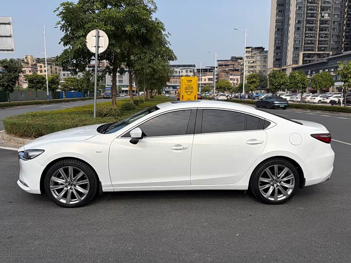 Фото 4 - Mazda Atenza