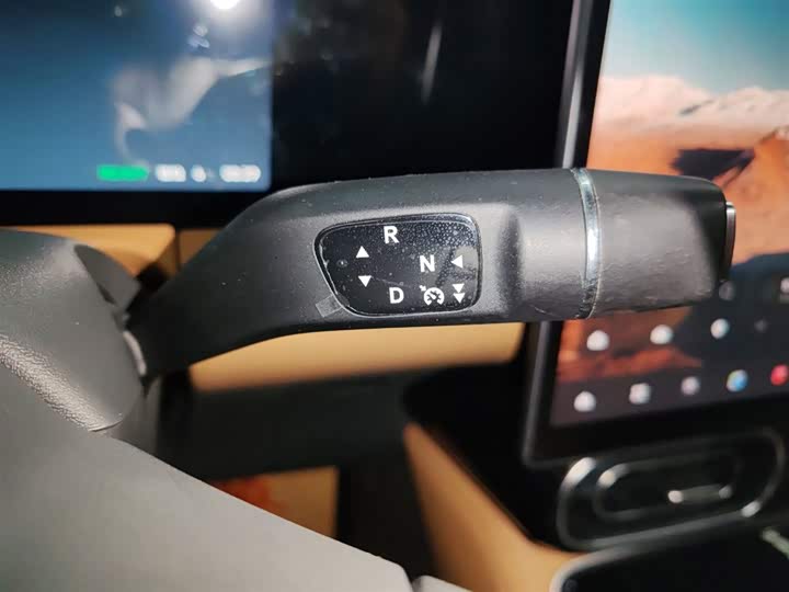 Фото 14 - Leapmotor C01