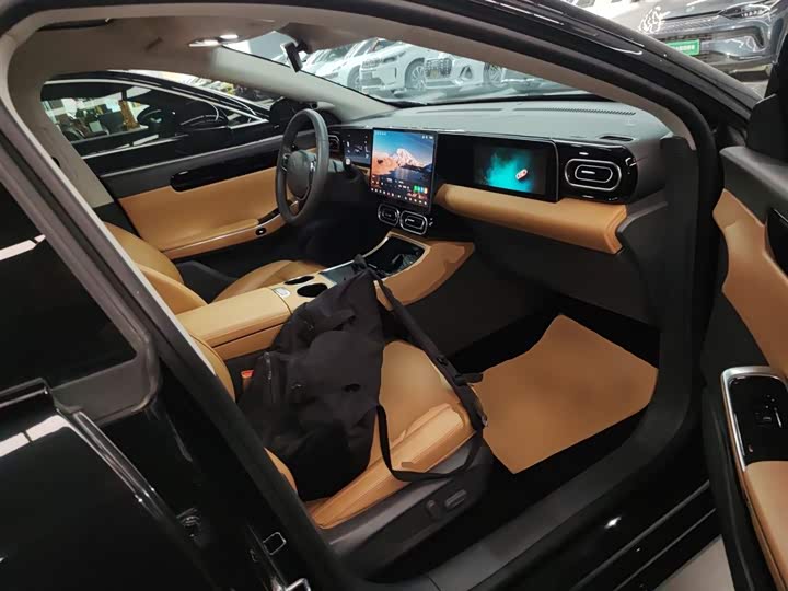 Фото 25 - Leapmotor C01