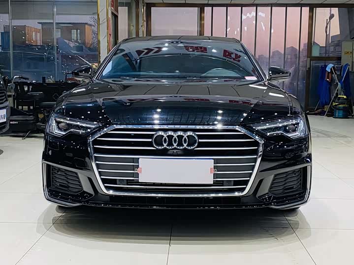 Фото 2 - Audi A6L